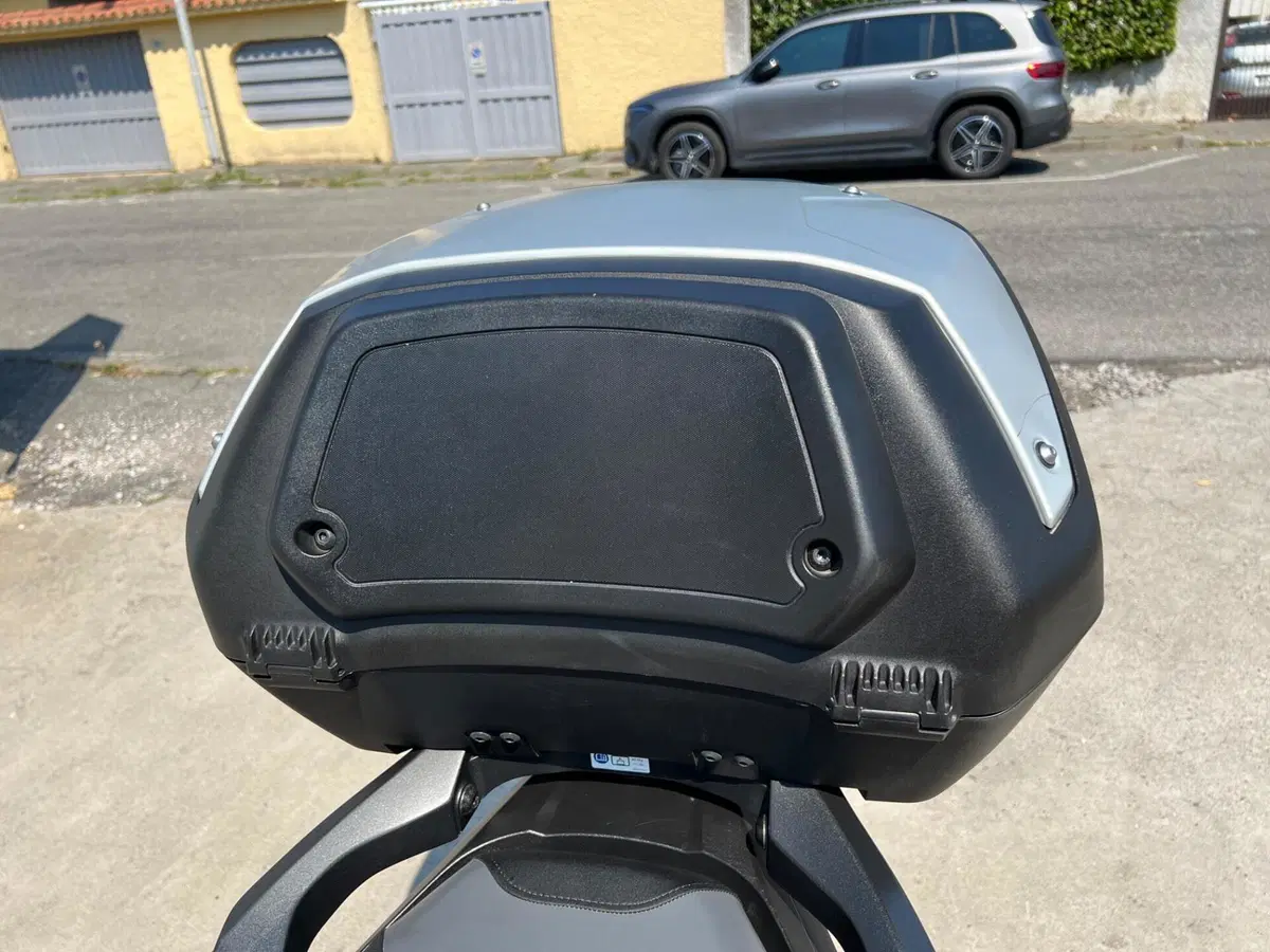 Honda ADV 350 (2022 - 24) (9)