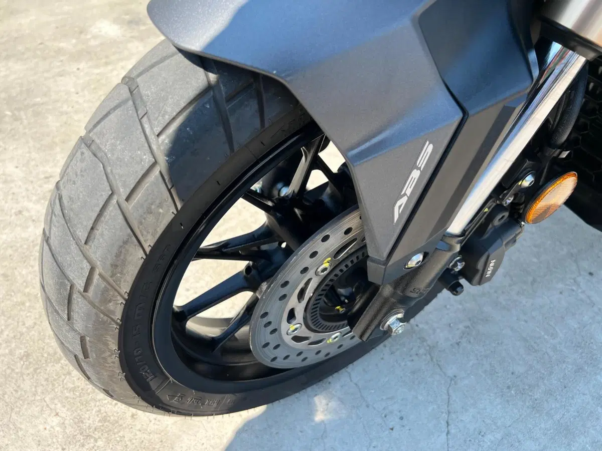 Honda ADV 350 (2022 - 24) (18)