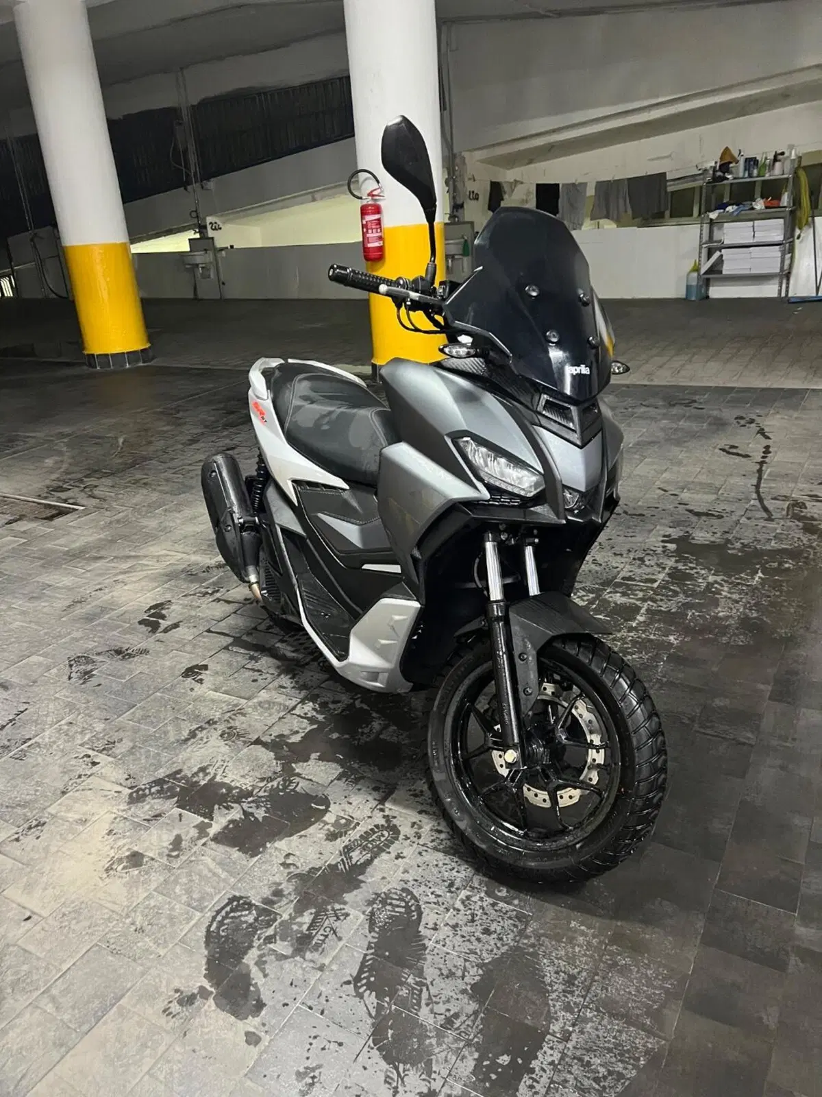 Aprilia SR GT 125 (2022 - 24)