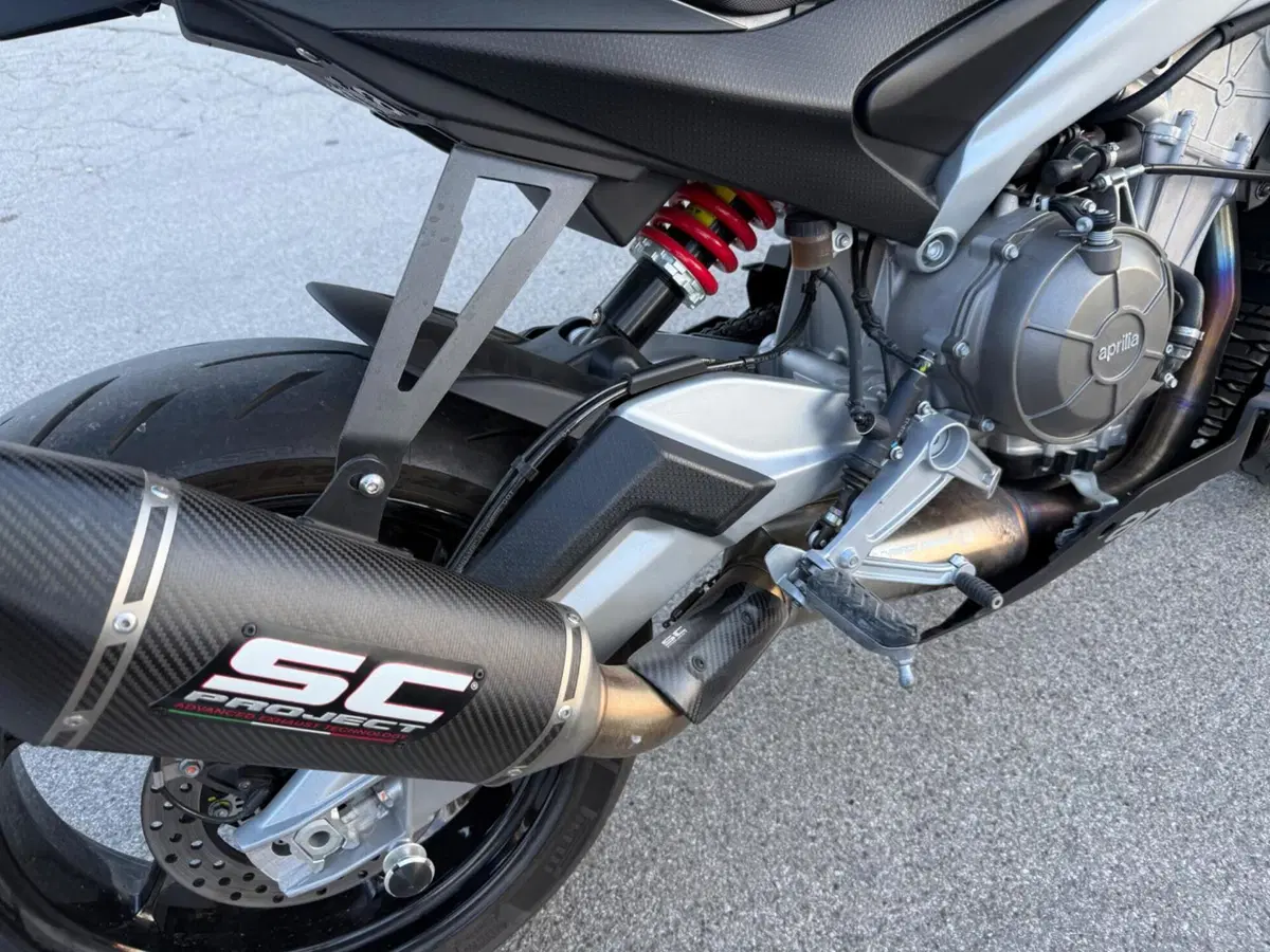 Aprilia Tuono 660 (2021 - 25) (6)