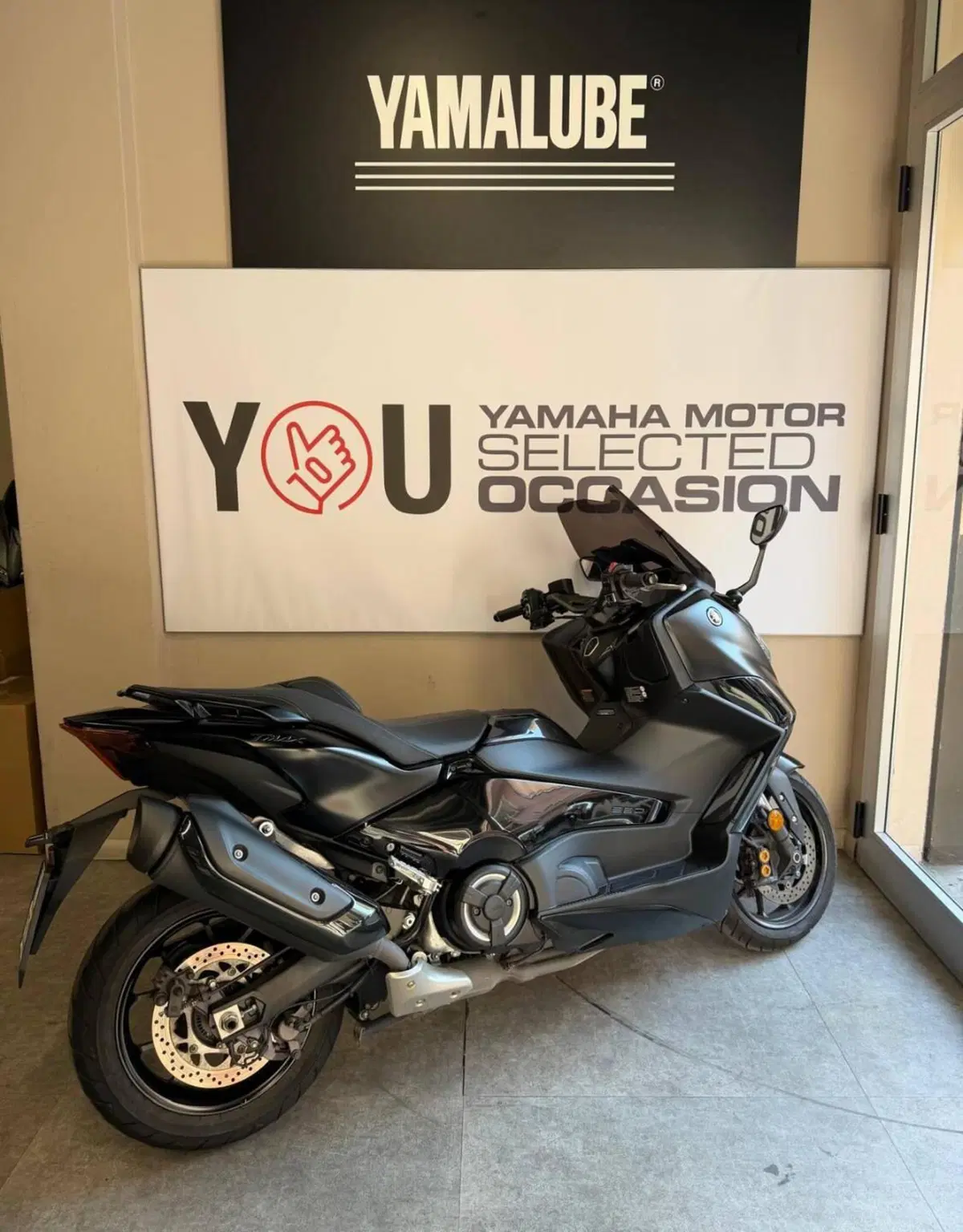 Yamaha T-Max 560 Tech Max (2022 - 24) (4)