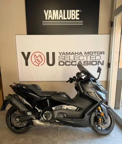 Yamaha T-Max 560 Tech Max (2022 - 24) usata