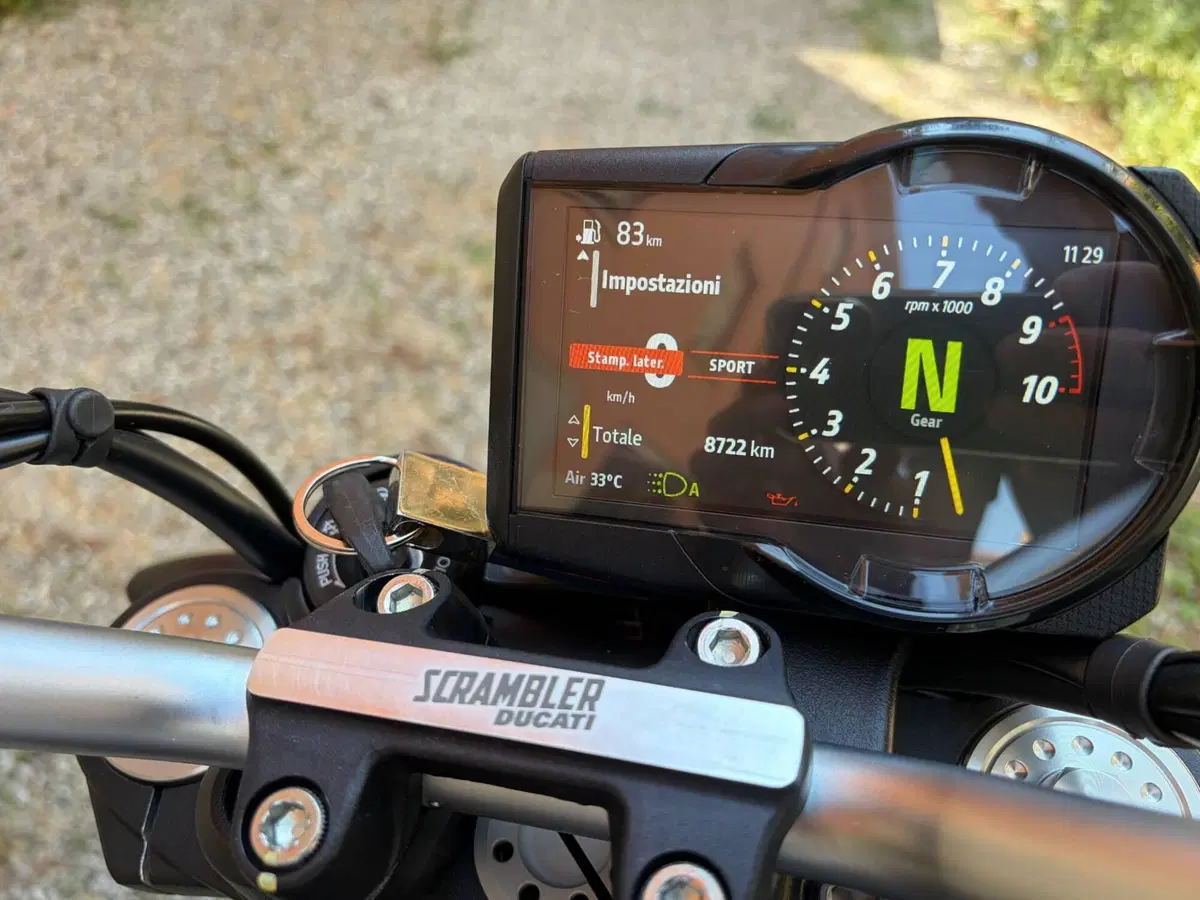 Ducati Scrambler 800 Icon Dark (2025 - 26) (8)