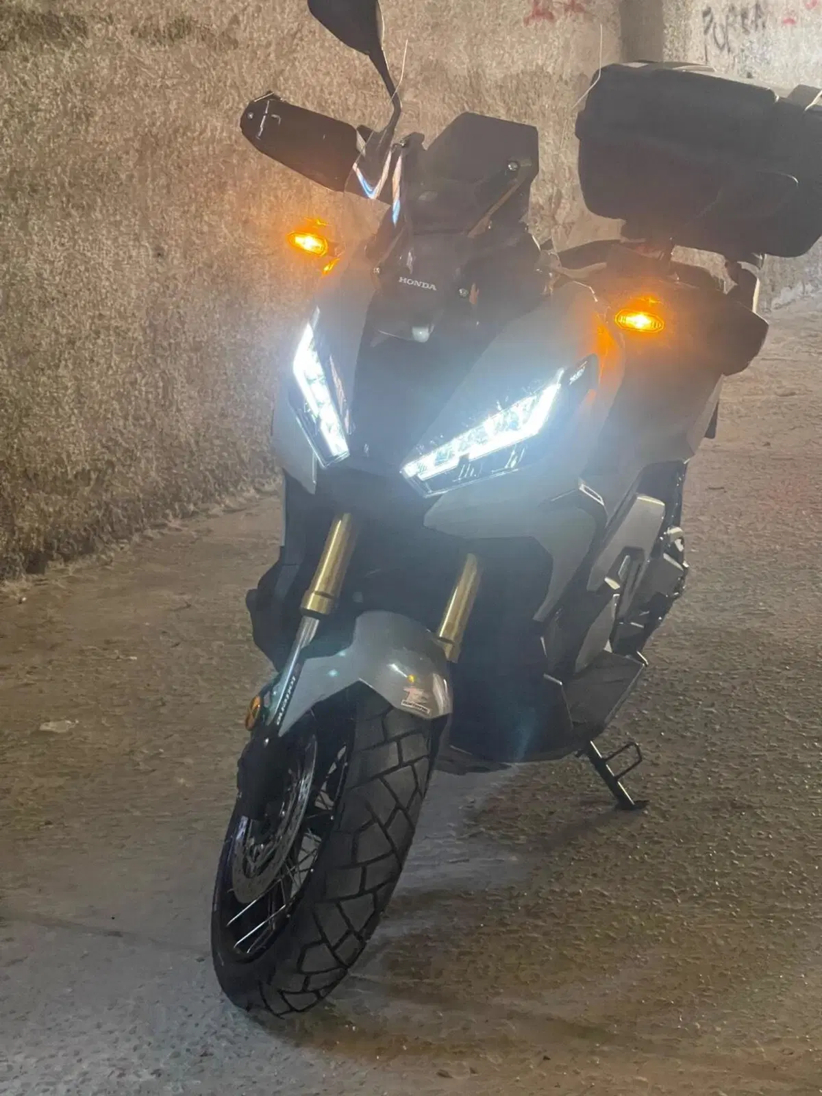 Honda X-ADV 750 DCT Travel (2021 - 24) (11)