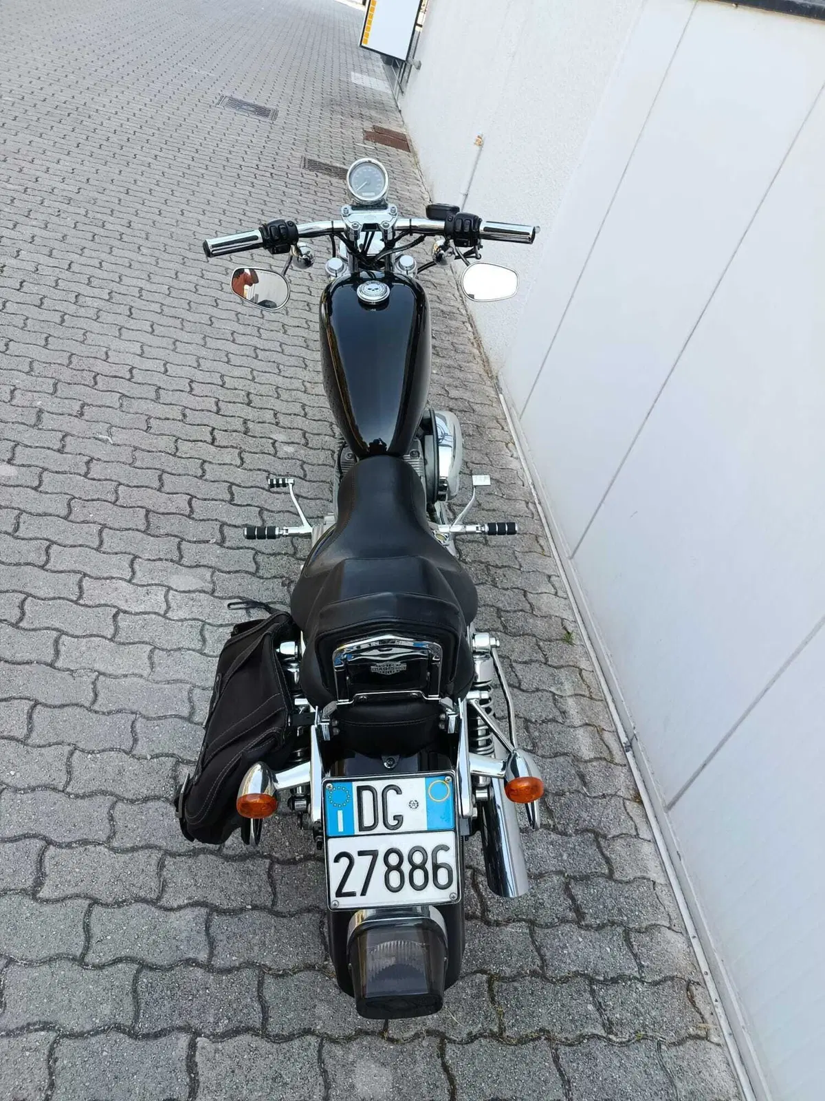 Harley-Davidson 883 Low (2008 - 12) - XL 883L (7)