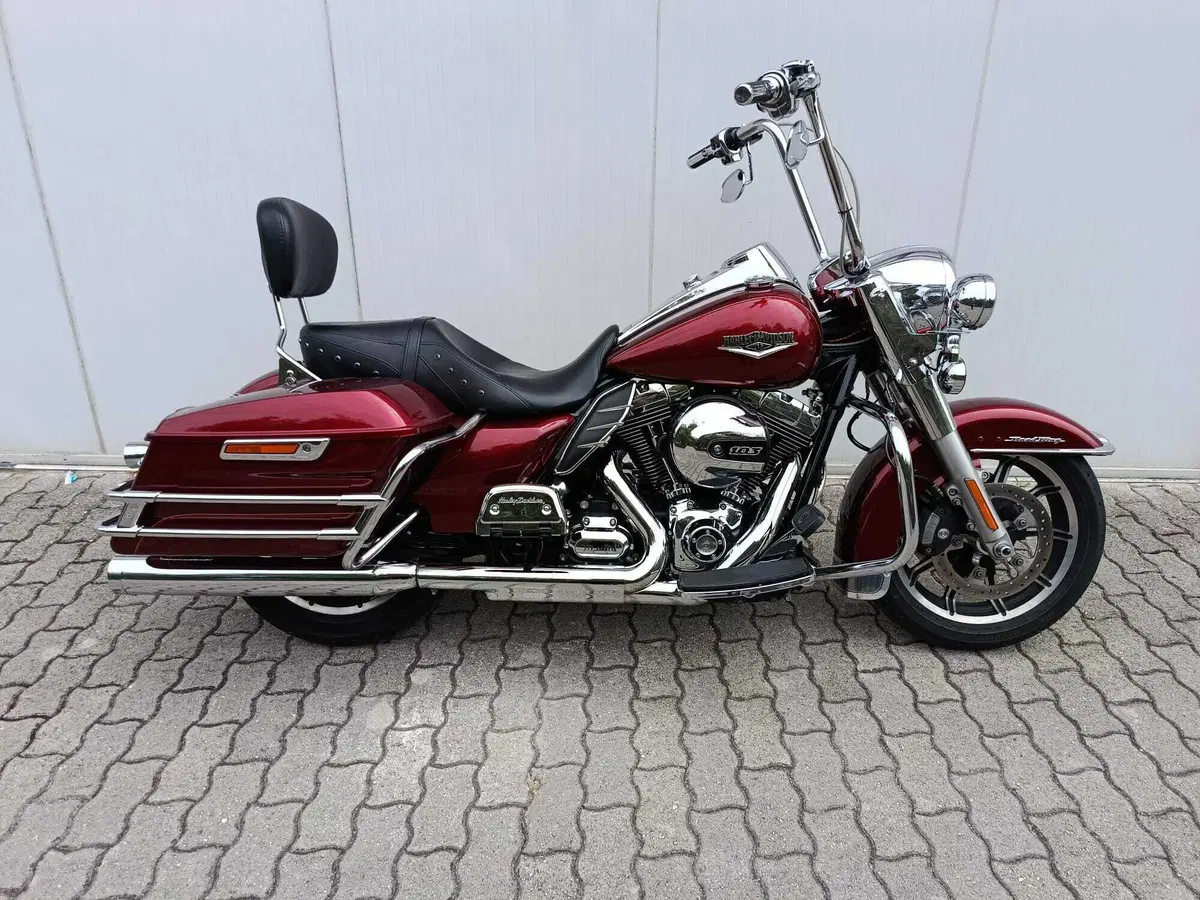 Harley-Davidson 1690 Road King (2013 - 16) - FLHR (3)