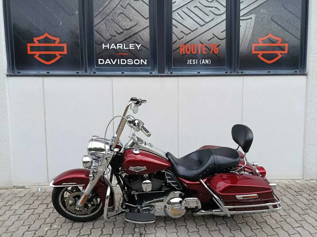 Harley-Davidson 1690 Road King (2013 - 16) - FLHR (5)