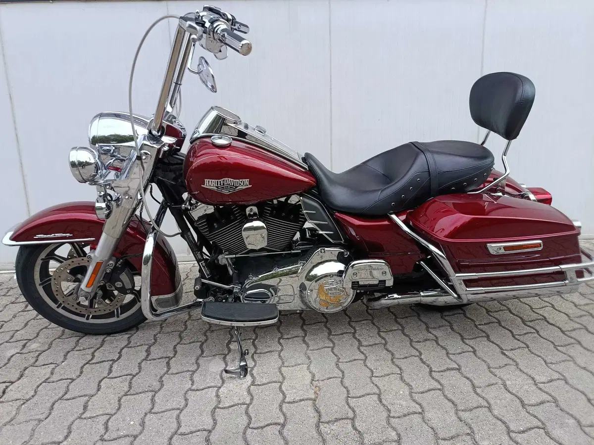 Harley-Davidson 1690 Road King (2013 - 16) - FLHR (8)