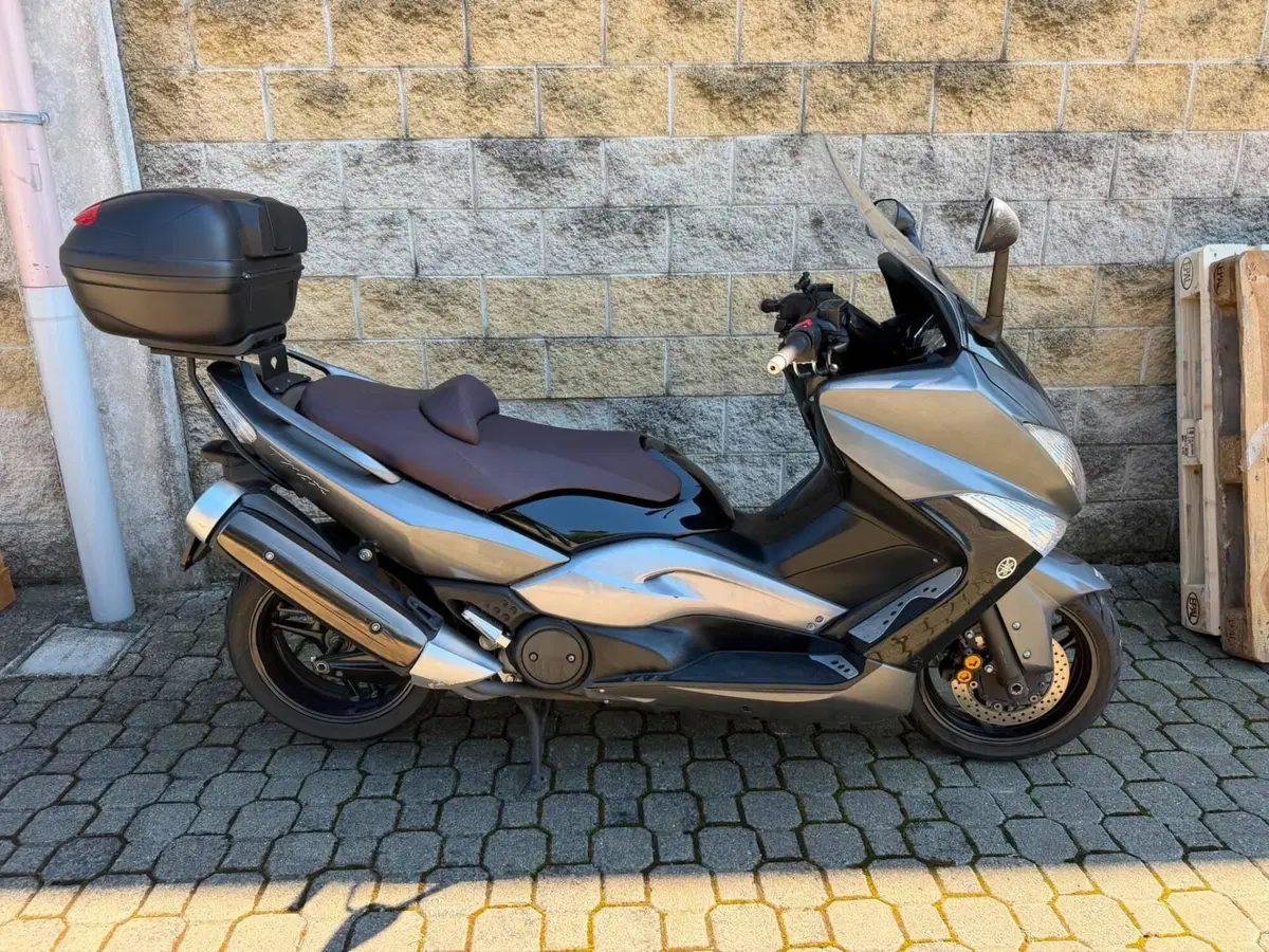 Yamaha T-Max 500 (2008 - 12) (2)