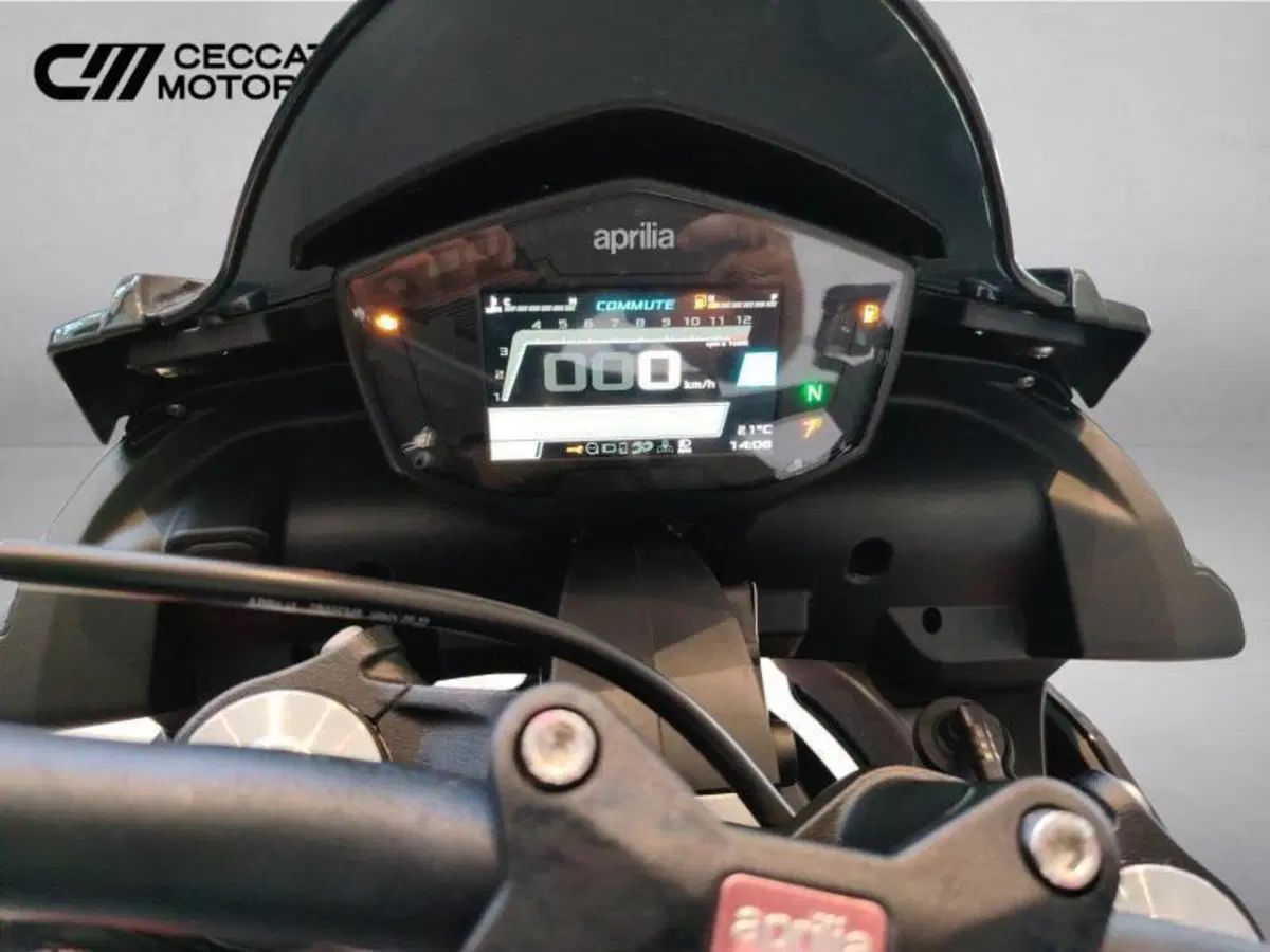 Aprilia Tuono 660 Factory (2022 - 24) (14)