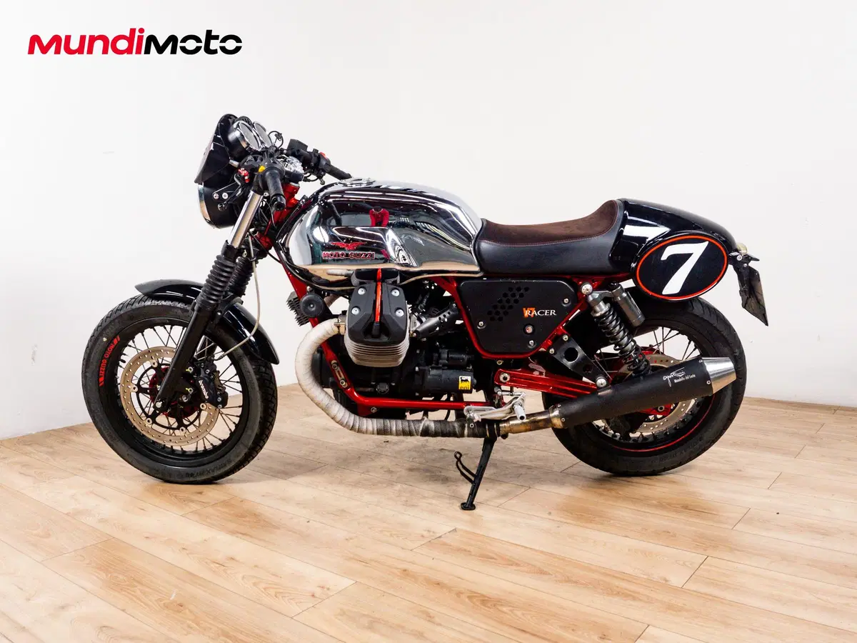 Moto Guzzi V7 III Racer 10Th Anniversary (2020) (6)