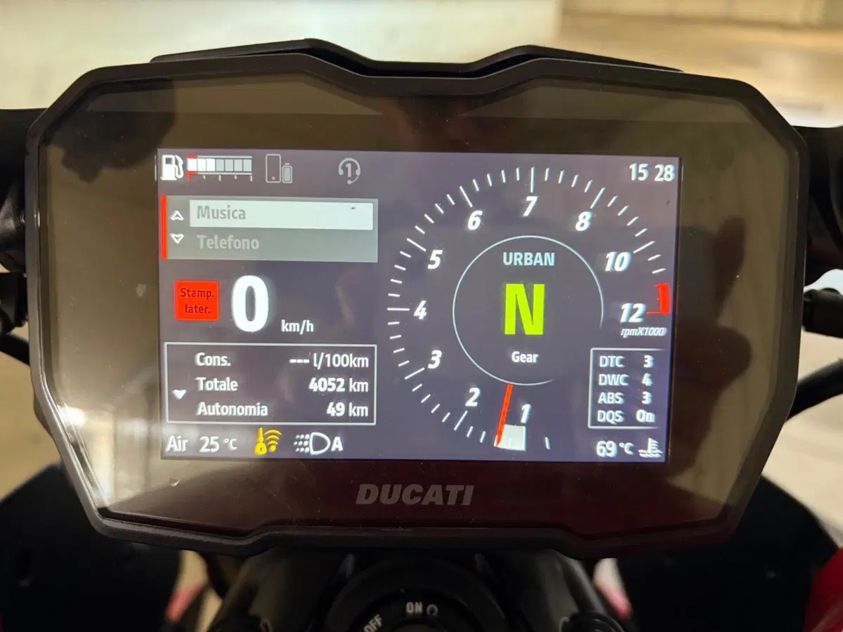 Ducati Diavel V4 (2023 - 26) (6)