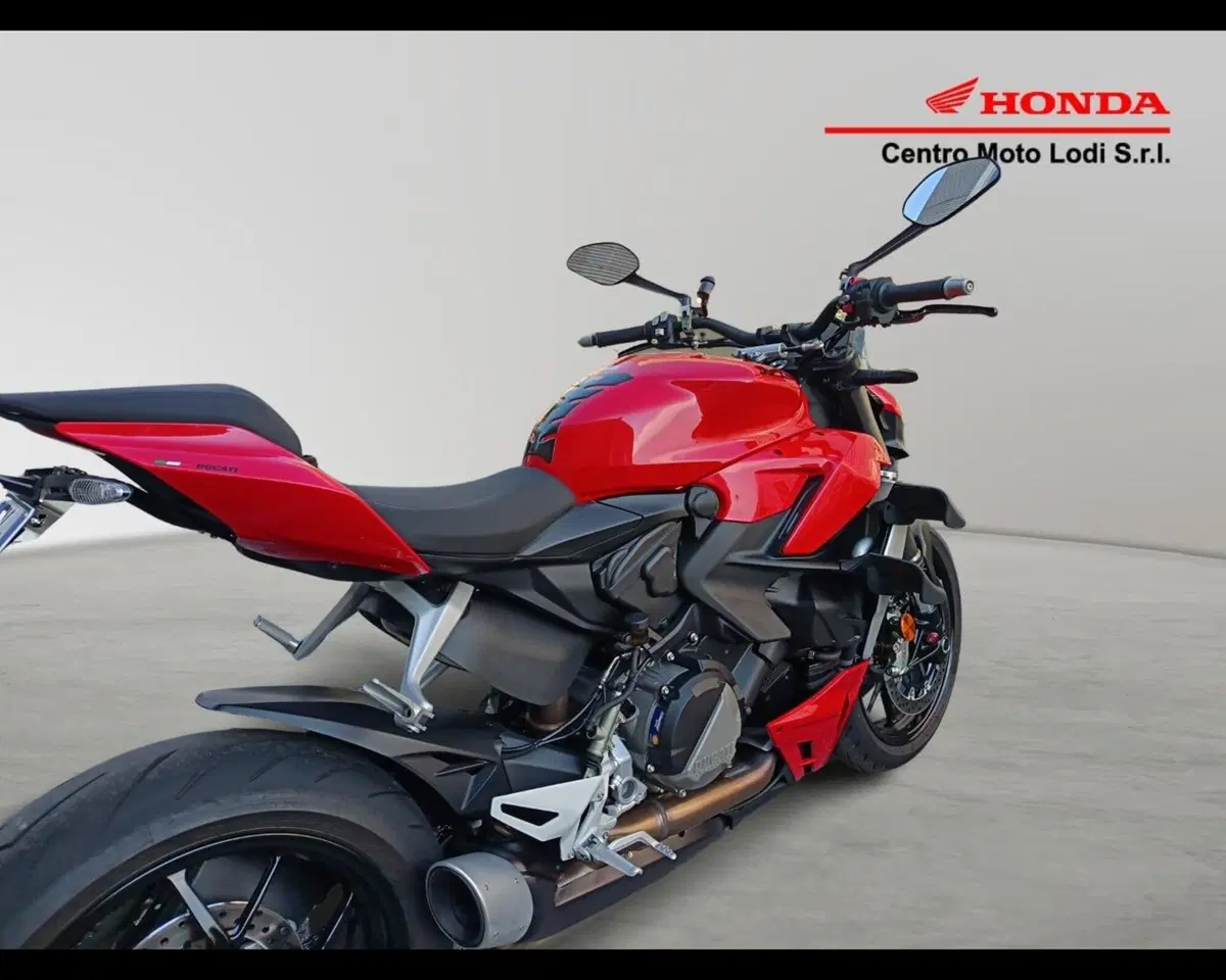 Ducati Streetfighter V2 955 Green (2022 - 23) (7)