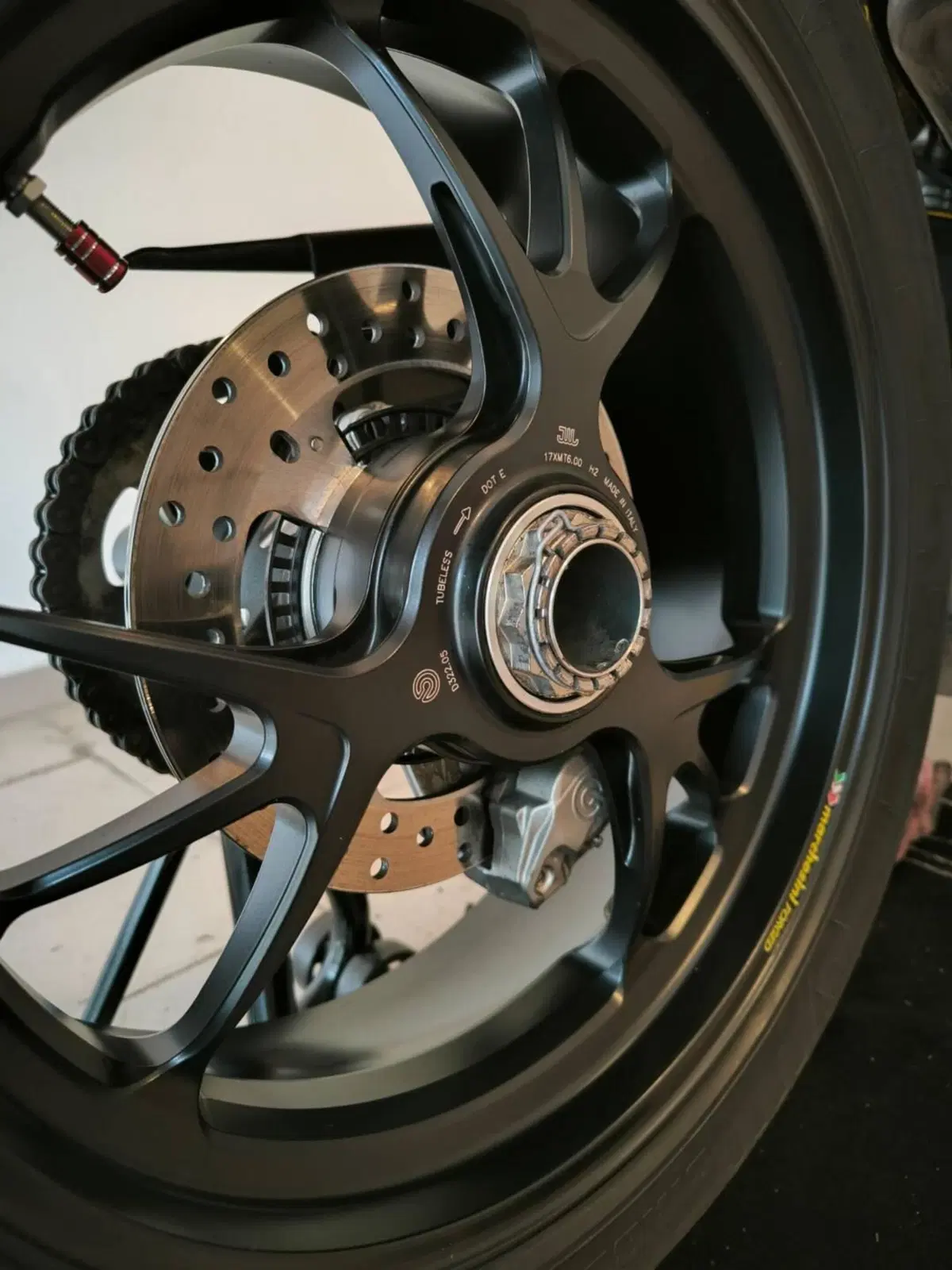 Ducati Streetfighter V4 1100 S (2020) (11)