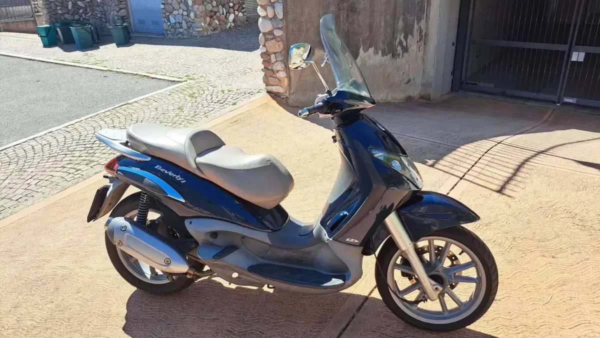 Piaggio Beverly 125 (2002 - 06) (2)