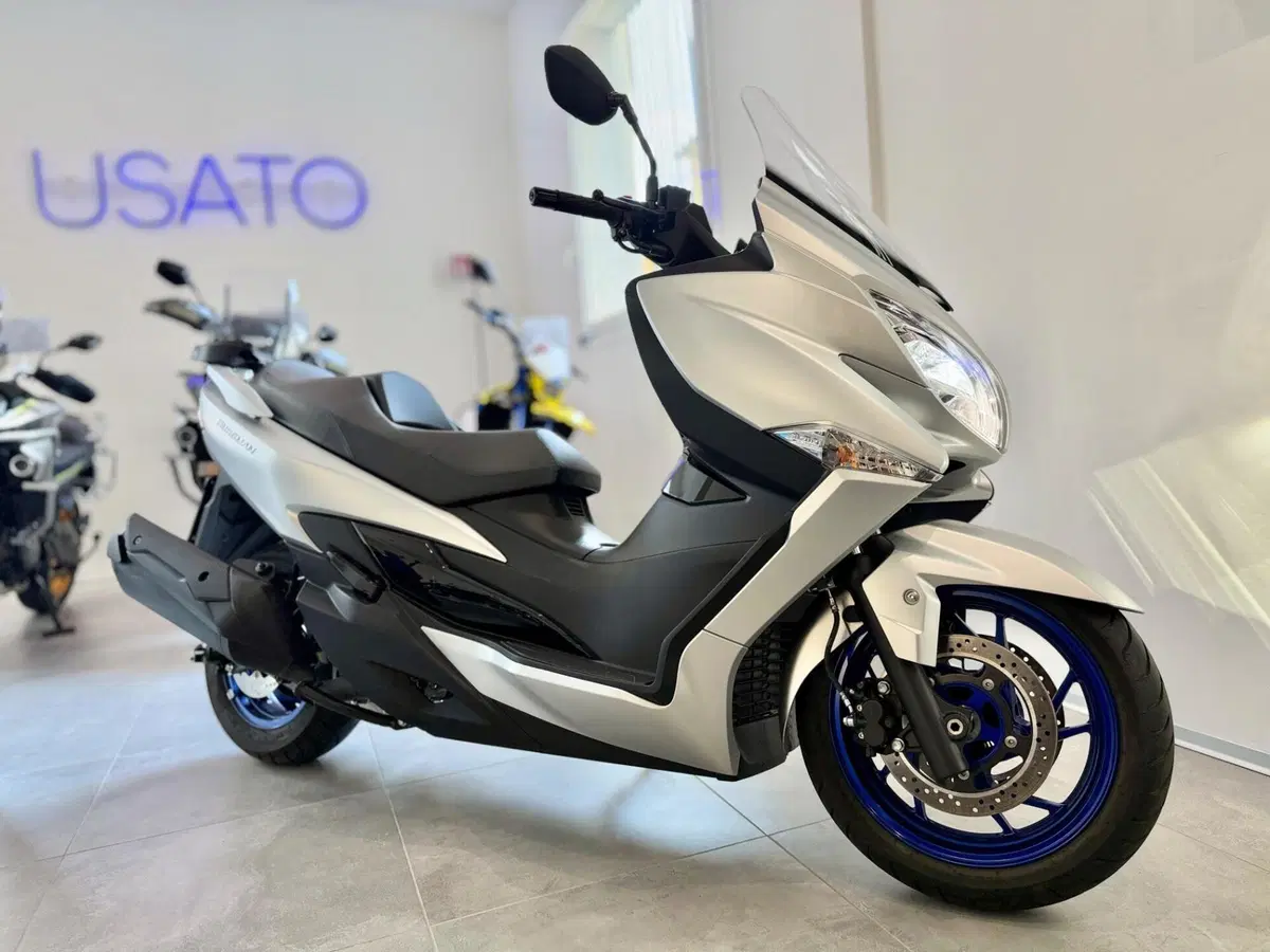 Suzuki Burgman 400 (2022 - 24)