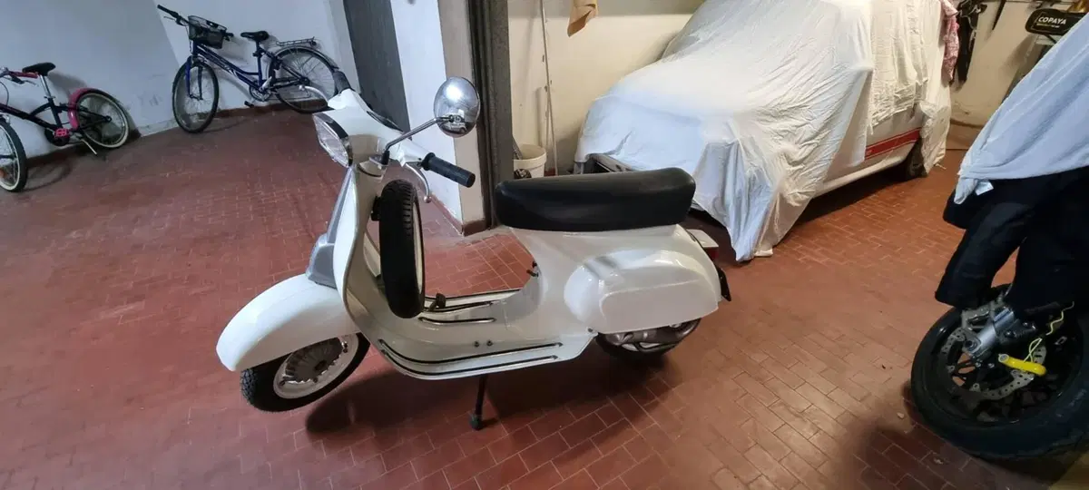 Piaggio Vespa 50 special  (7)