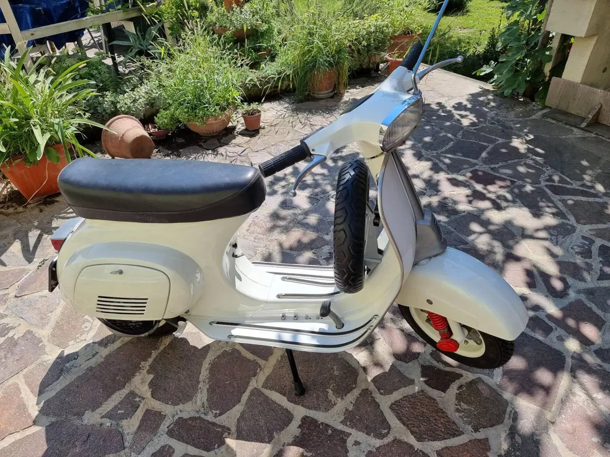 Piaggio Vespa 50 special  (12)