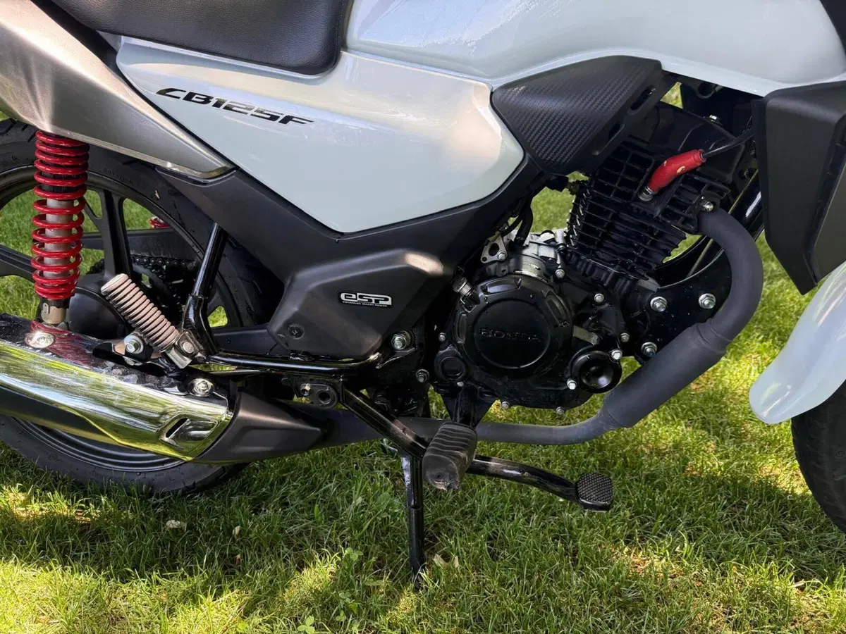 Honda CB 125 F (2021 - 25) (8)