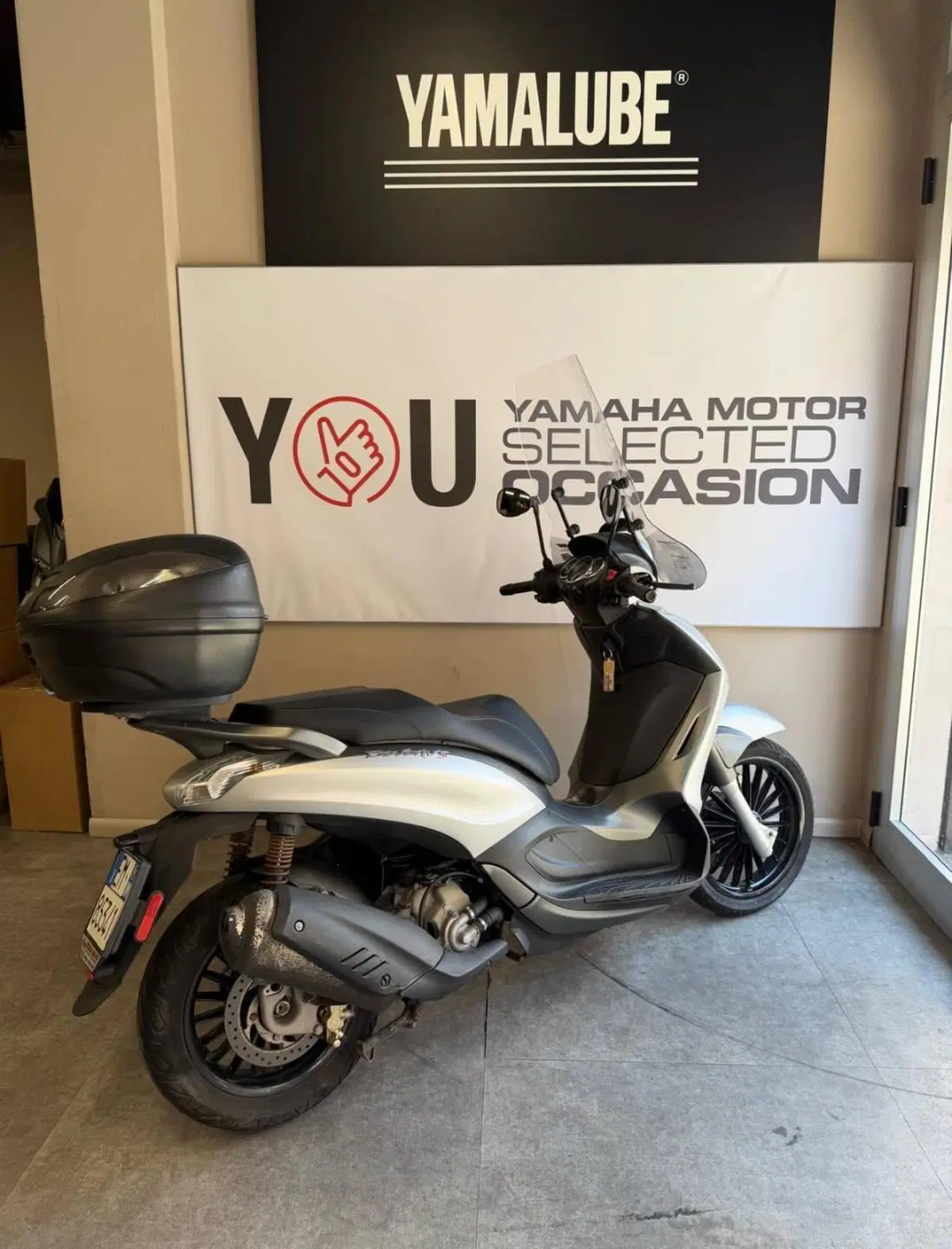 Piaggio Beverly 300 i.e. ABS-ASR (2016 - 20) (3)