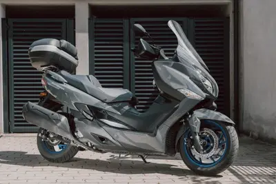 Suzuki Burgman 400 Comfort (2026) nuova