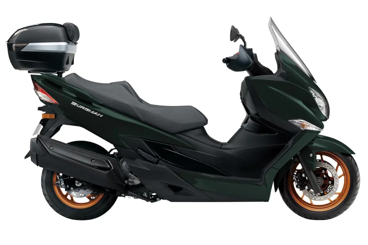 Suzuki Burgman 400 Comfort (2026) (3)