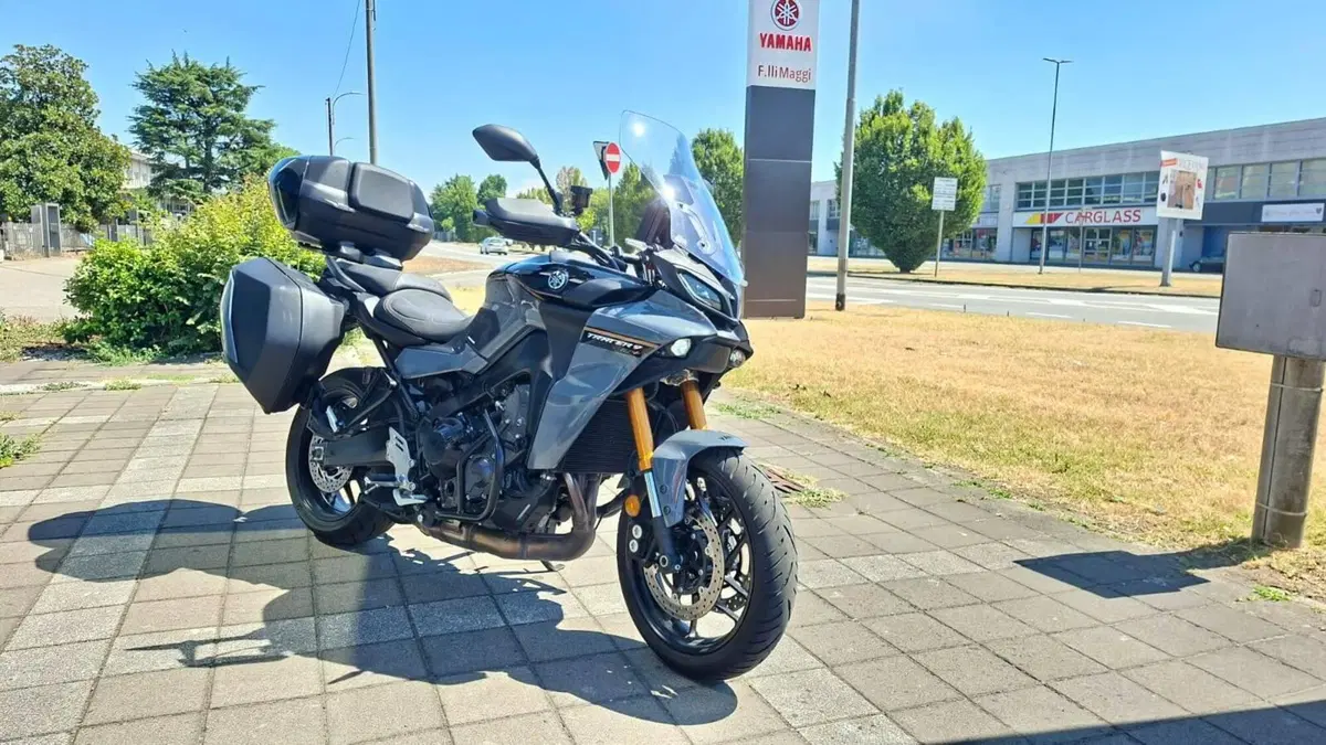 Yamaha Tracer 9 GT+ (2023 - 24) (2)