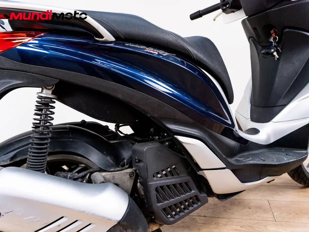 Piaggio Medley 150 ABS (2016 - 19) (4)