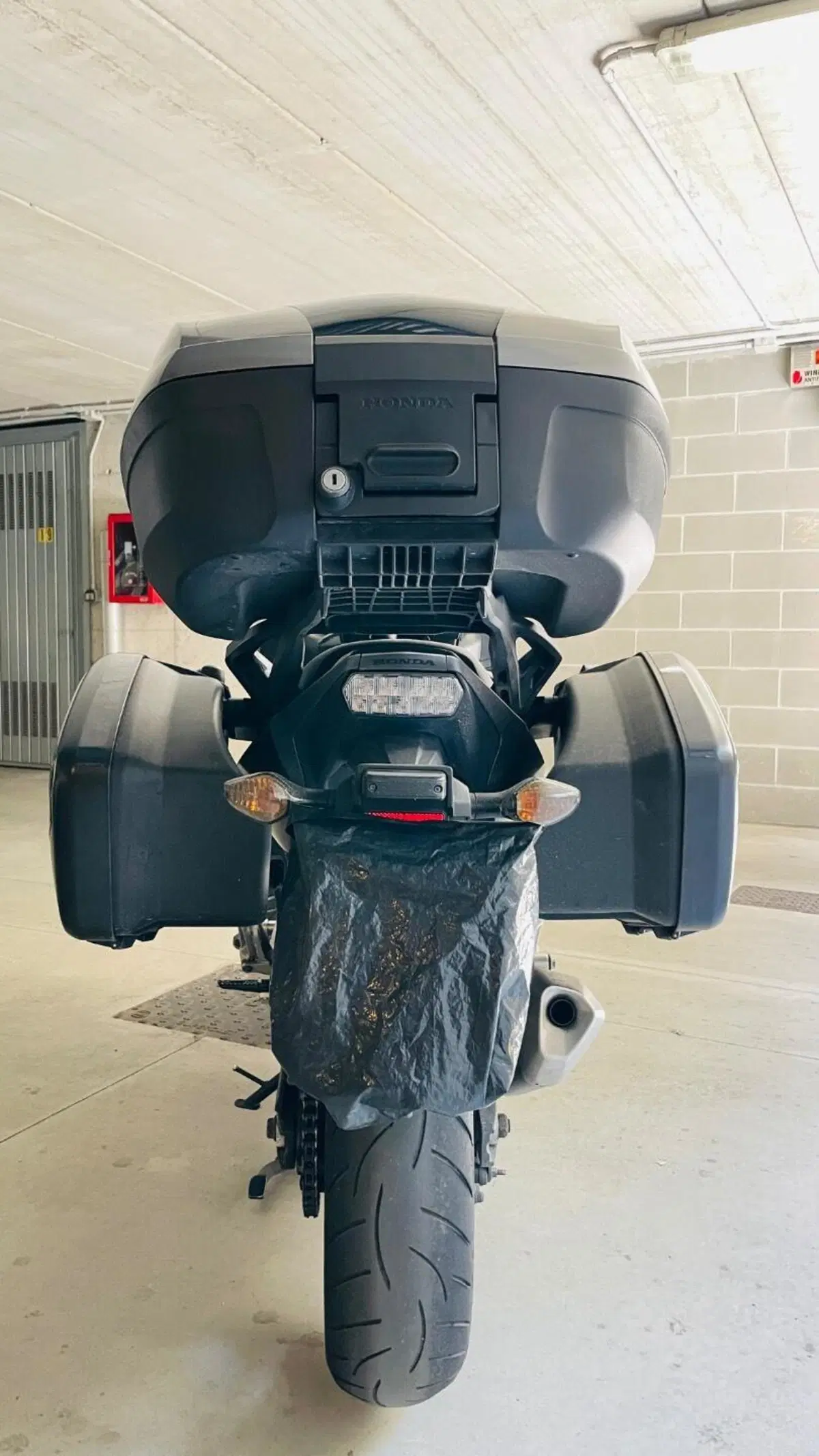 Honda Integra 750 DCT Sport (2017) (5)