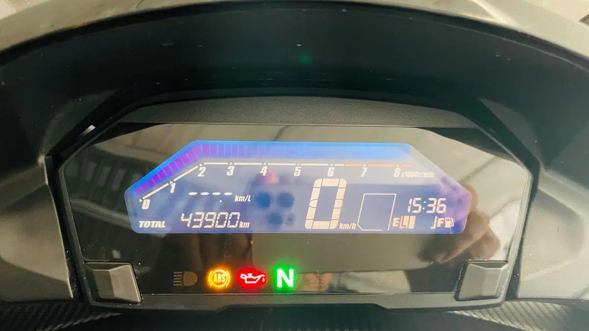Honda Integra 750 DCT Sport (2017) (8)