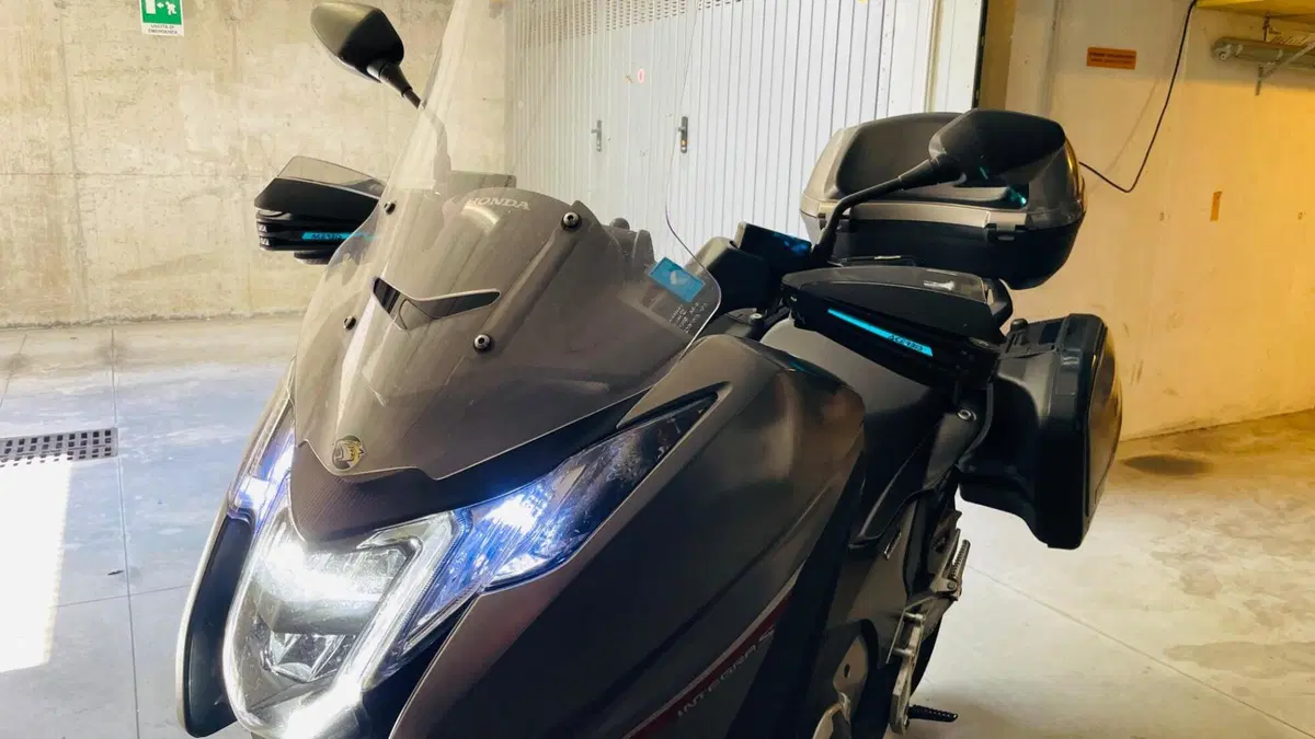 Honda Integra 750 DCT Sport (2017) (9)
