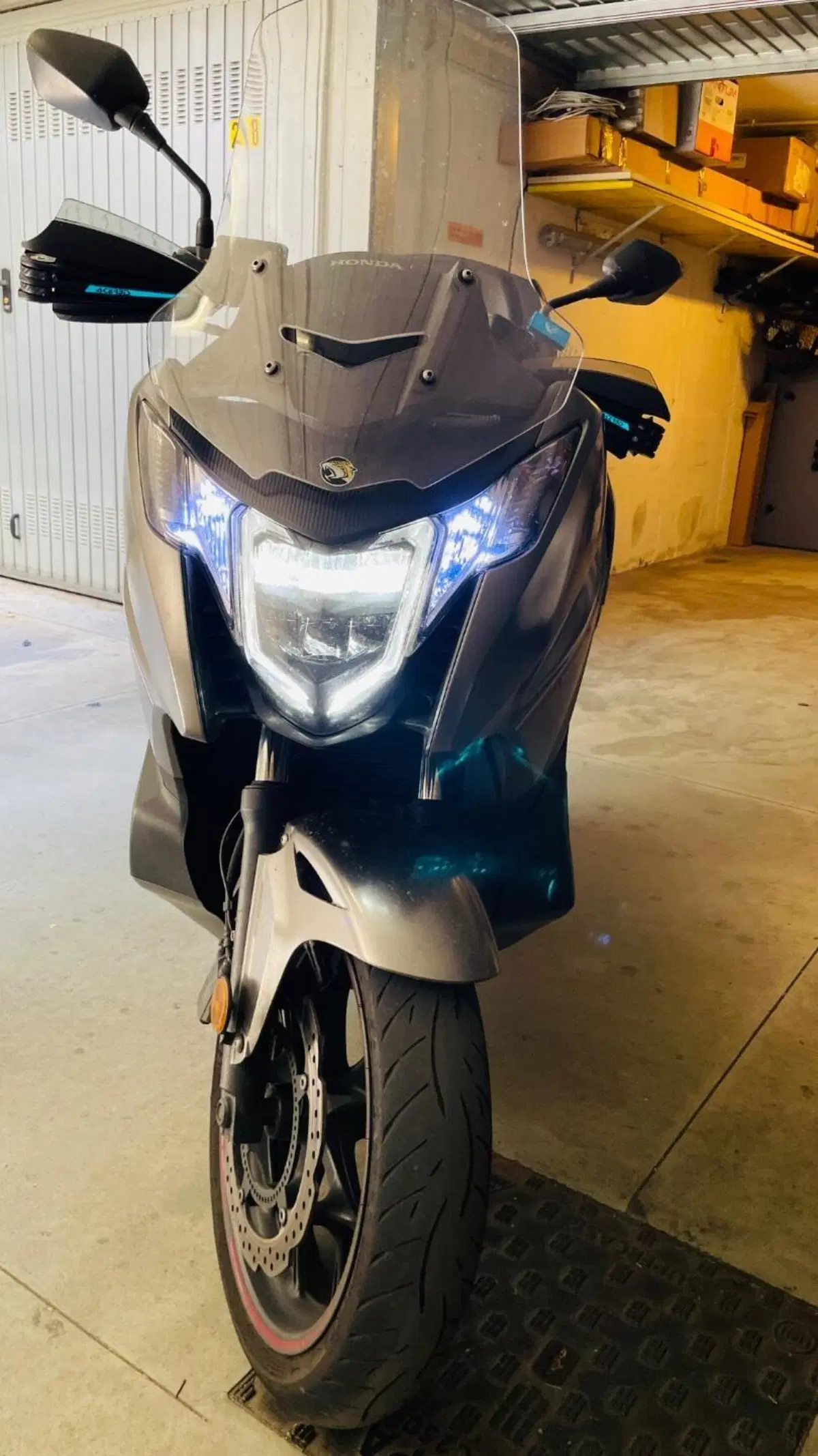 Honda Integra 750 DCT Sport (2017) (11)