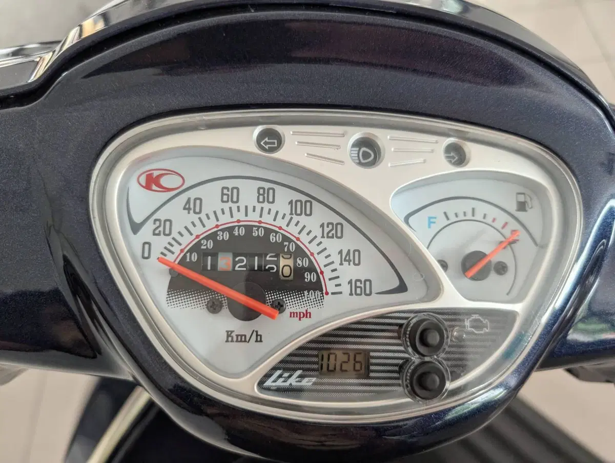Kymco Like 200i (2009 - 17) (6)