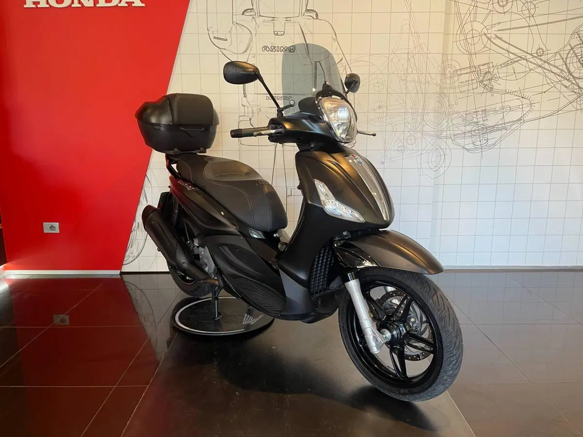 Piaggio Beverly 350 ABS (2016 - 20) (3)
