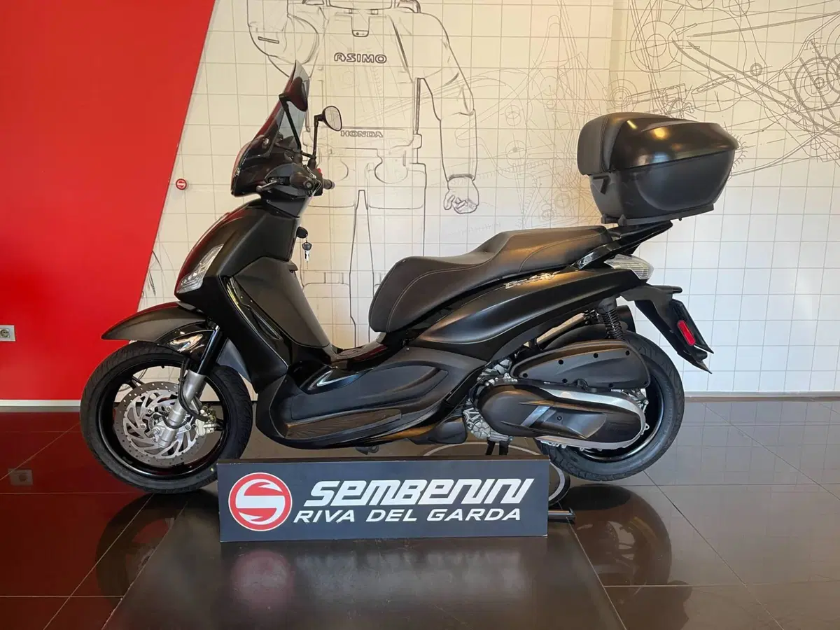 Piaggio Beverly 350 ABS (2016 - 20) (7)