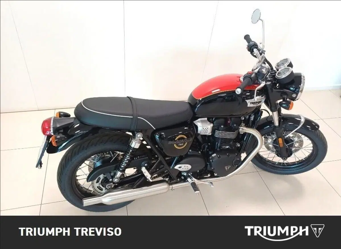 Triumph Bonneville T100 (2026) (2)