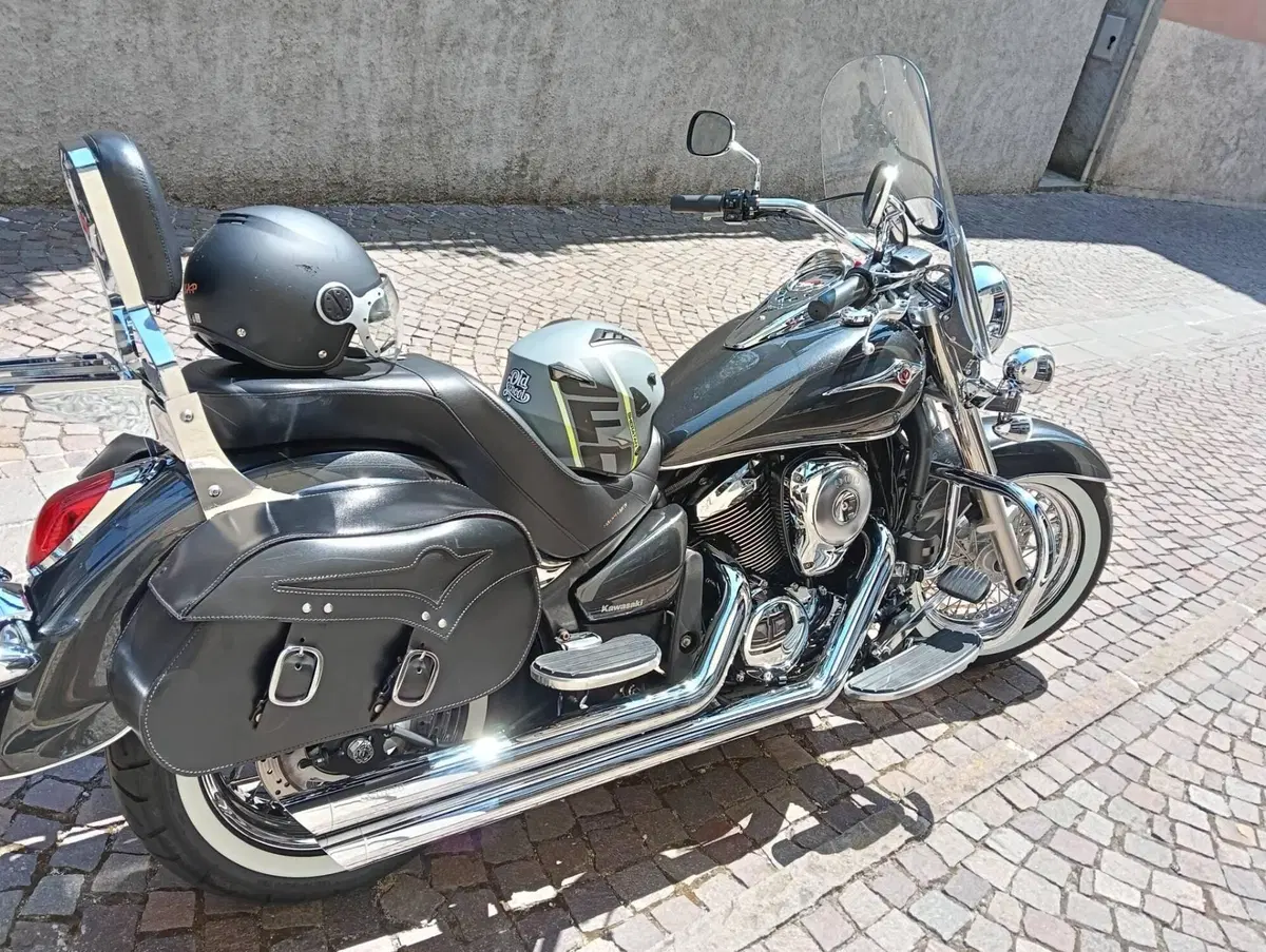 Kawasaki Vulcan VN 900 Classic (2011 - 16) (3)