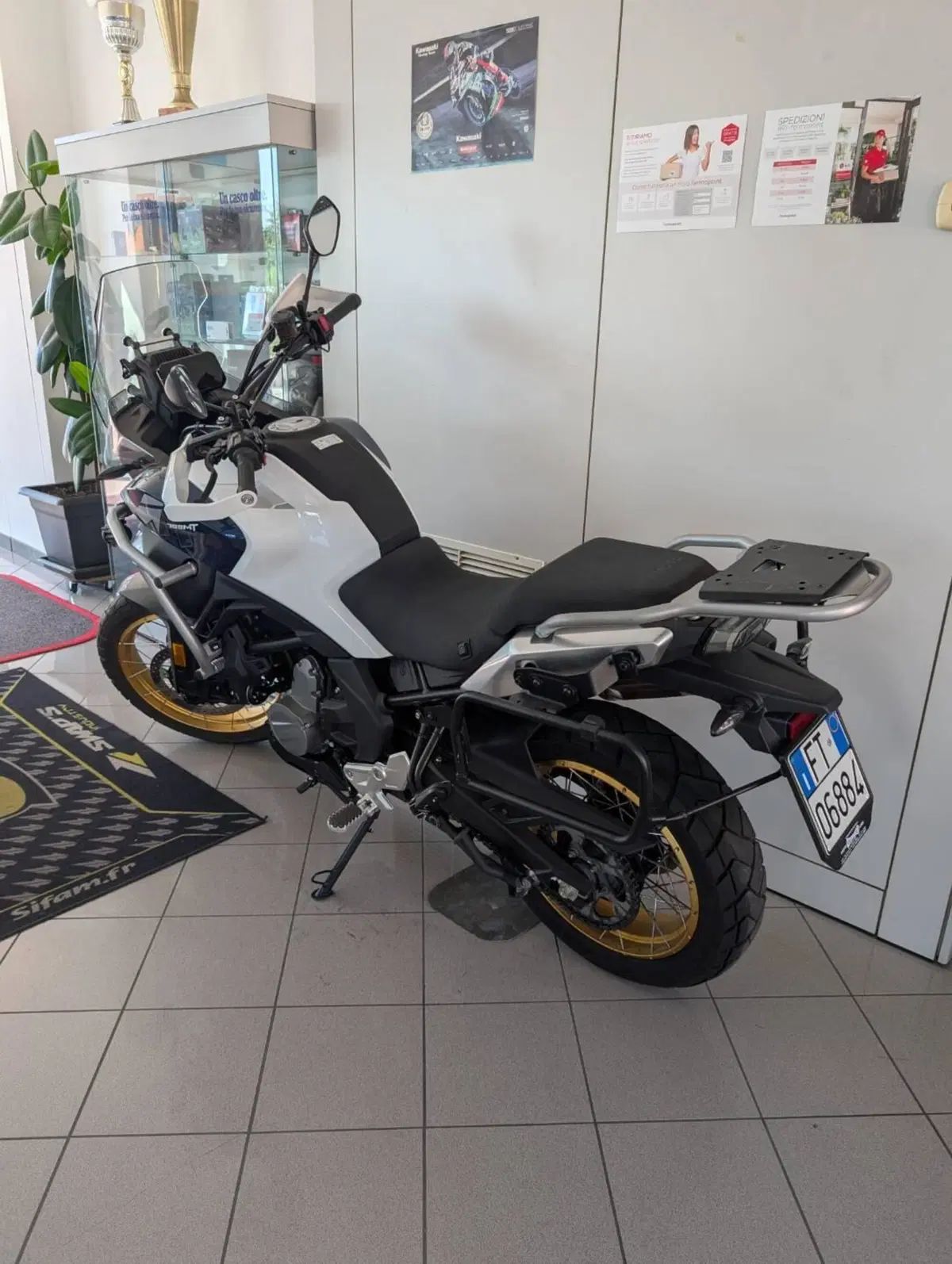 CFMOTO 700MT Adventure (2025 - 26) (3)