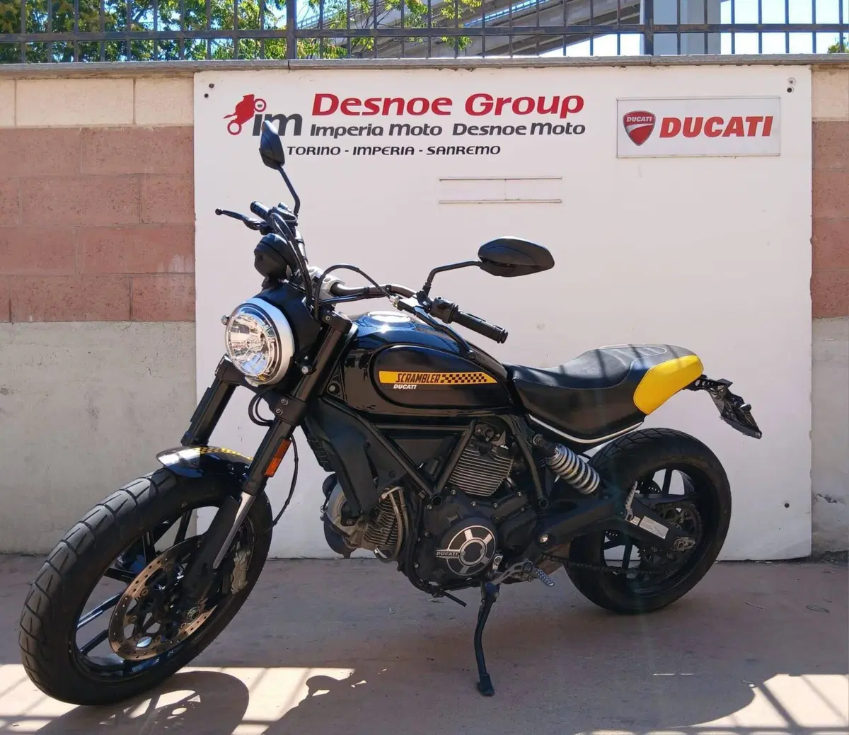 Ducati Scrambler 800 Full Throttle (2017 - 21) (2)
