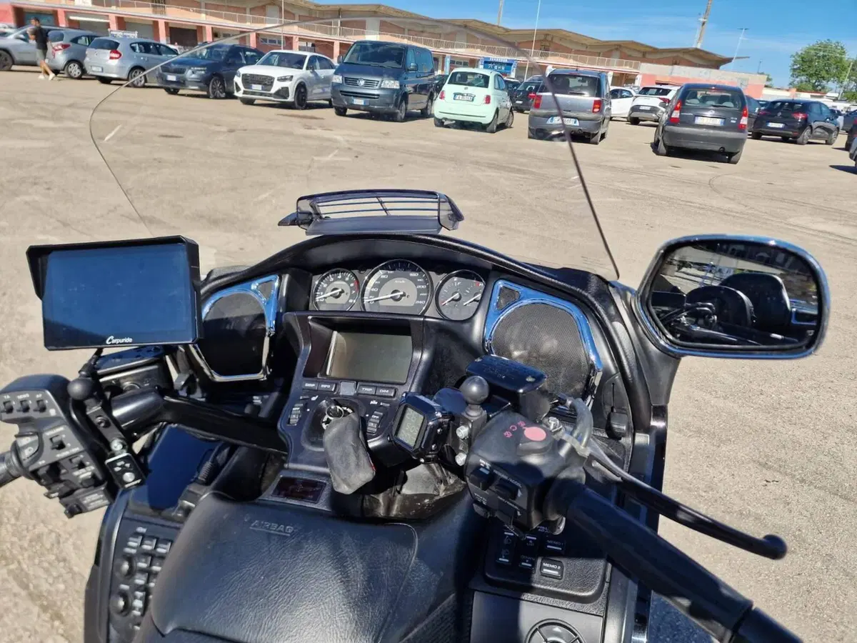 Honda GL 1800 Gold Wing (2012 - 17) (3)