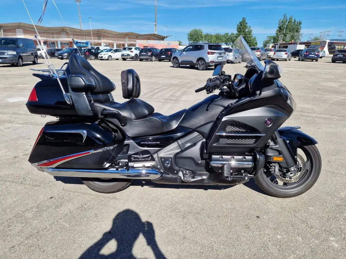 Honda GL 1800 Gold Wing (2012 - 17) (4)