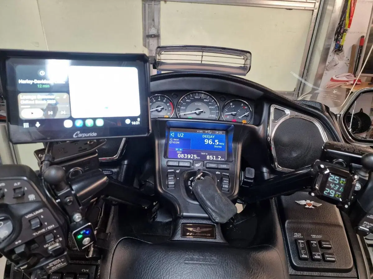 Honda GL 1800 Gold Wing (2012 - 17) (6)