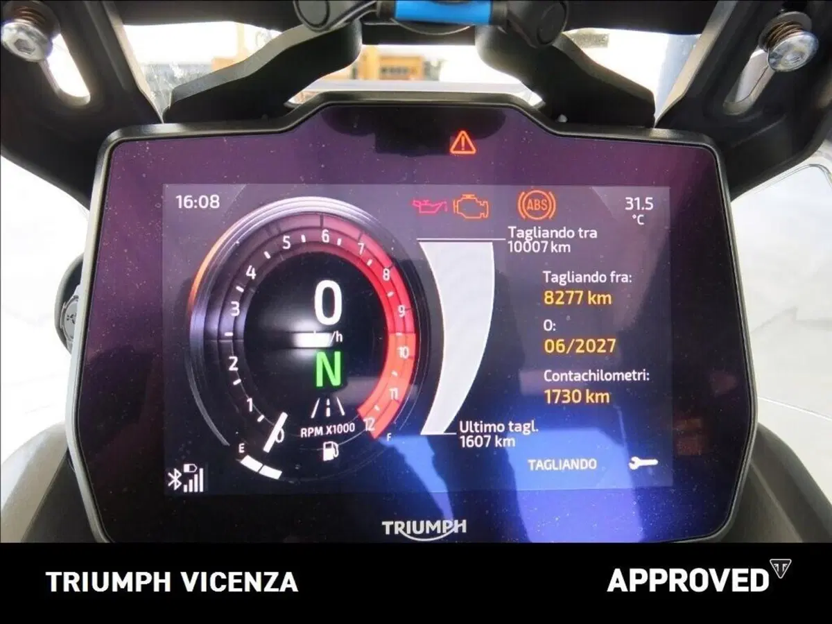 Triumph Tiger 900 Alpine Special Edition (2026) (5)