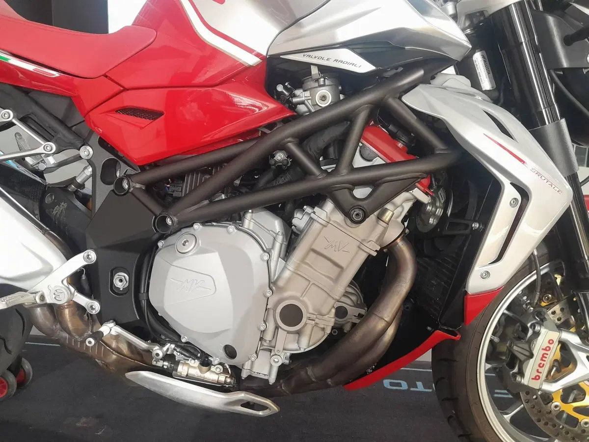 MV Agusta Brutale 1090 RR (2009 - 15) (3)
