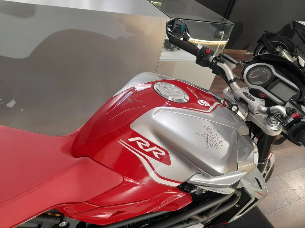 MV Agusta Brutale 1090 RR (2009 - 15) (14)