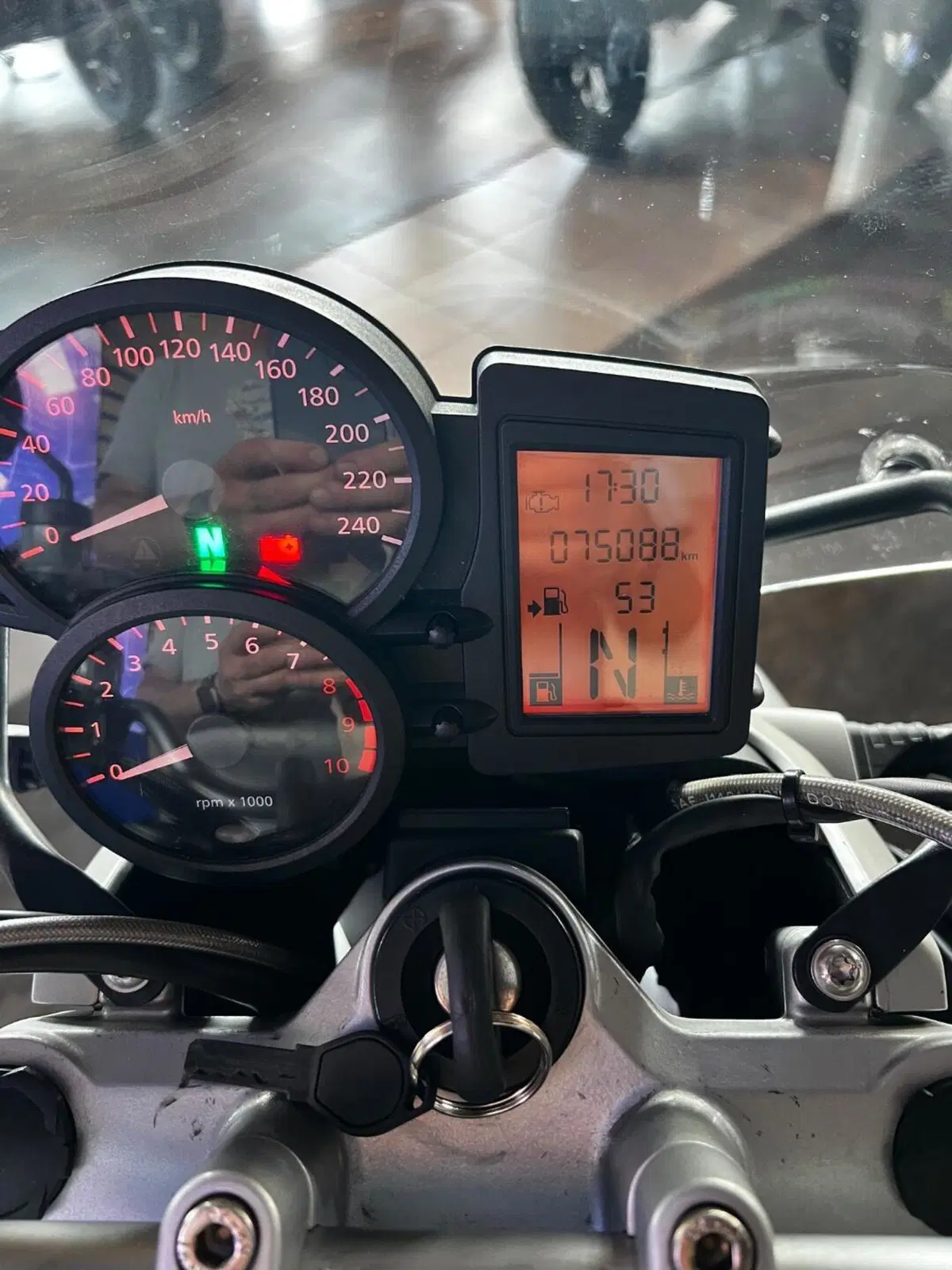 Bmw R 1200 R (2006 - 11) (3)