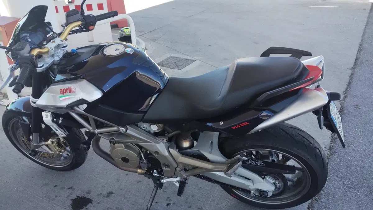 Aprilia Shiver (2008 - 10) (3)