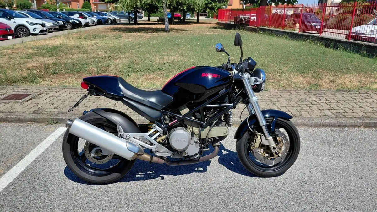Ducati Monster 620 I.E. Dark (2002) (5)