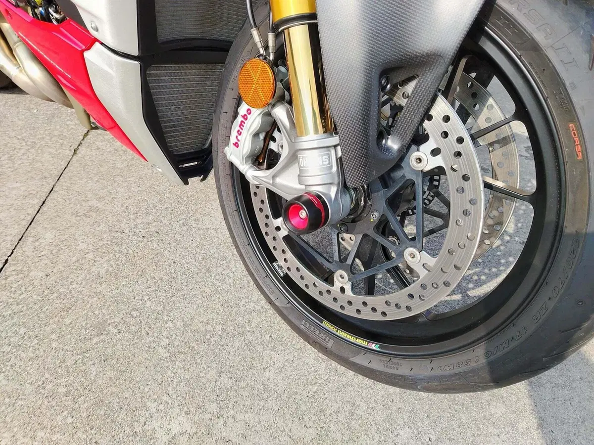 Ducati Streetfighter V4 1100 S (2021 - 22) (16)