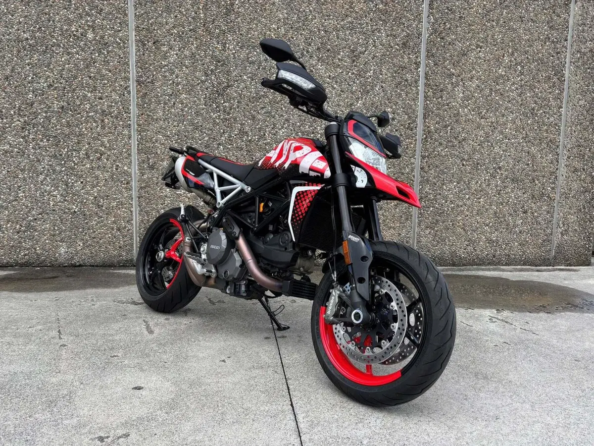 Ducati Hypermotard 950 RVE (2022 - 25) (4)